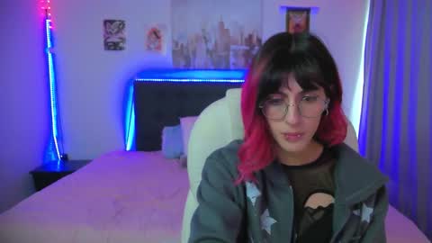 Snapshot of goth_minerva chatting on 01.12.26 goth_minerva online show from 01.12.26