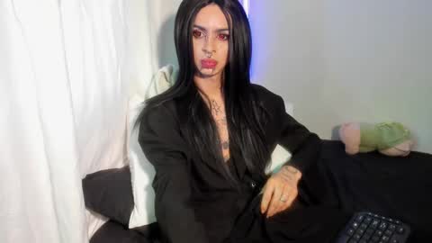 Snapshot of goth_ru chatting on 12.29.24 Russ online show from 12.29.24