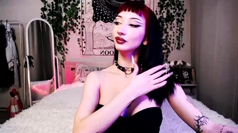 Snapshot of gothdesss chatting on 01.31.25    online show from 01.31.25