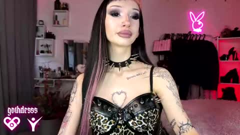    online show from 04.02.26