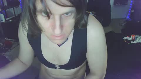 Victoriana online show from 01.05.25