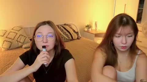 HIMORI AND LISAPVT NAKED online show from 09.13.25