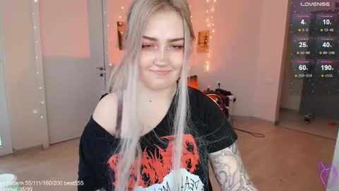 traumfrau Kira angel face devil eyes I SELL A LOT VIDEO IN GALLERY online show from 01.19.26