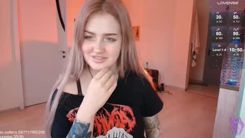 traumfrau Kira angel face devil eyes I SELL A LOT VIDEO IN GALLERY online show from 02.18.26