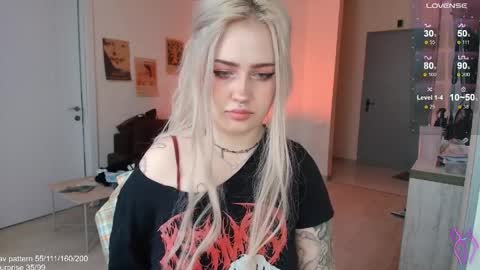 traumfrau Kira angel face devil eyes I SELL A LOT VIDEO IN GALLERY online show from 03.30.26
