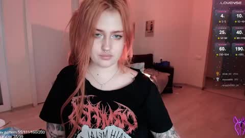 traumfrau Kira angel face devil eyes I SELL A LOT VIDEO IN GALLERY online show from 04.15.26