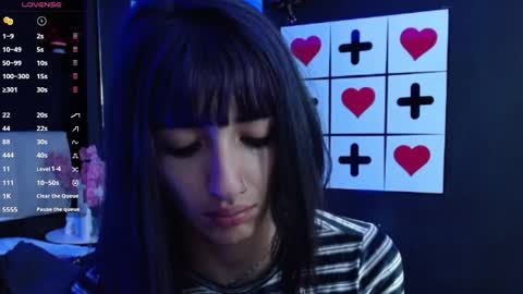 Meredith Alessandra online show from 11.21.25