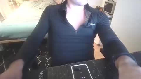 goura2000 online show from 01.12.26