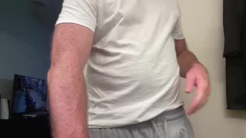 Snapshot of gqimage chatting on 12.19.24 GQImage online show from 12.19.24