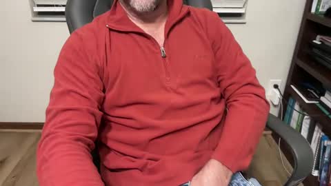 Snapshot of gqimage chatting on 01.23.25 GQImage online show from 01.23.25