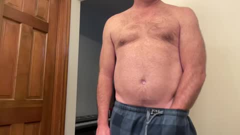 Snapshot of gqimage chatting on 10.03.25 GQImage online show from 10.03.25