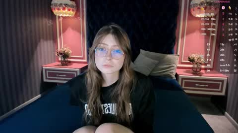 Snapshot of grace_blush chatting on 12.20.25 Grace online show from 12.20.25