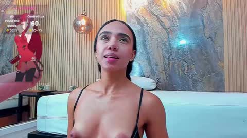 Snapshot of grace_daviss chatting on 10.28.25 GRACE online show from 10.28.25