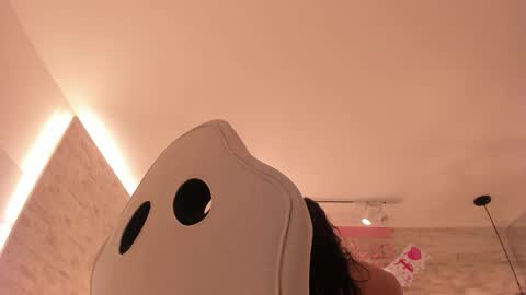 Snapshot of grace_daviss chatting on 02.10.26 GRACE online show from 02.10.26