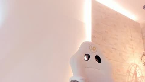 Snapshot of grace_daviss chatting on 02.17.26 GRACE online show from 02.17.26