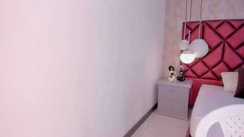 Grace Cartier online show from 01.08.25