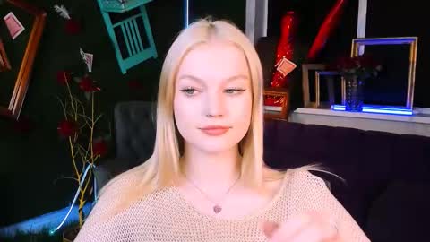 Grace Glamour online show from 11.26.25