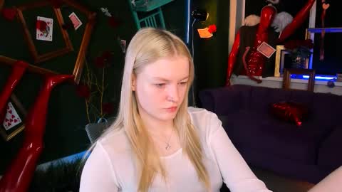 Grace Glamour online show from 02.26.26