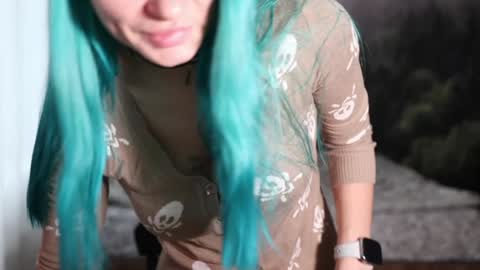 Snapshot of gracegreen chatting on 12.14.24 I will be glad to see you  30 N  1800  - 2300 gmt3  online show from 12.14.24