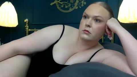 Grace Loves online show from 05.11.26