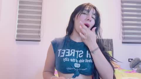 Snapshot of graciadom555 chatting on 10.24.25 GRECIADOMM555 online show from 10.24.25