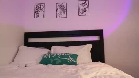 Snapshot of graciemonroe chatting on 02.15.25 Gracie online show from 02.15.25