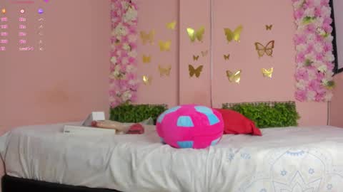 Mi Name is violeta  online show from 02.28.26