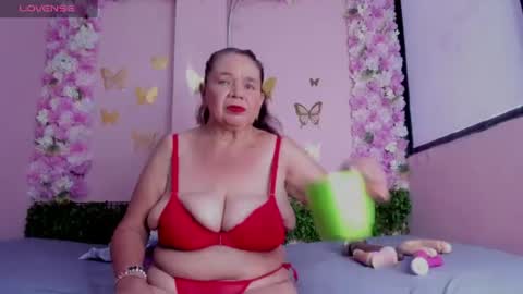 Mi Name is violeta  online show from 06.25.26