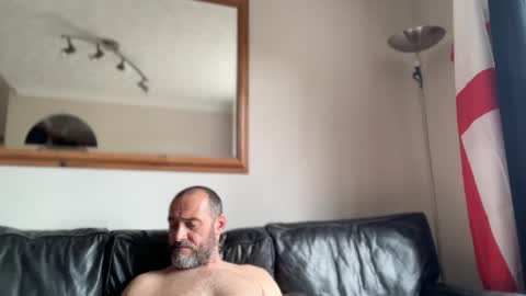 Snapshot of grandmufftwerking chatting on 04.19.26 grandmufftwerking online show from 04.19.26