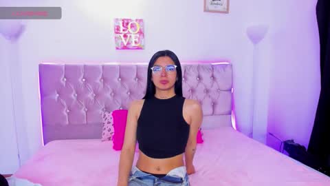 Snapshot of granger_hermione chatting on 02.10.26 Hermione online show from 02.10.26