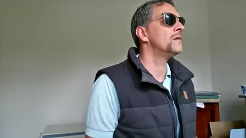 Snapshot of grattitude chatting on 11.17.25 grattitude online show from 11.17.25