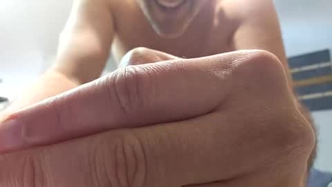 Snapshot of grattitude chatting on 12.23.25 grattitude online show from 12.23.25