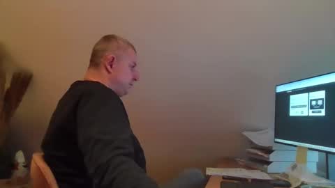 grau197077 online show from 02.18.26