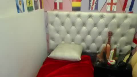 Snapshot of greatass_latina chatting on 06.26.26 greatass_latina online show from 06.26.26