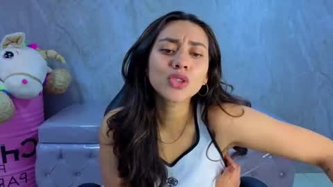 Snapshot of grecia_soler_a chatting on 06.25.26 Grecia online show from 06.25.26