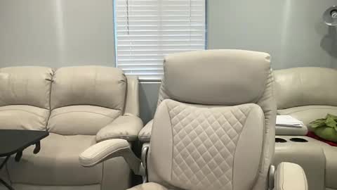 Snapshot of green_knight4169 chatting on 11.14.25 GreenKnight online show from 11.14.25