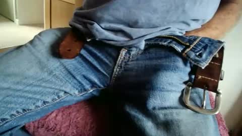 Snapshot of greenforestguy chatting on 10.13.25 greenforestguy online show from 10.13.25