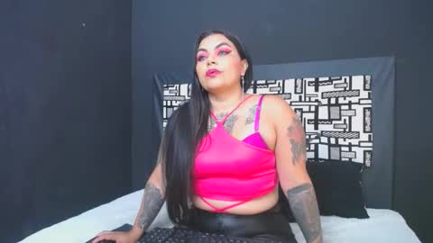 Snapshot of greenkarla chatting on 01.20.25 Karla Green online show from 01.20.25