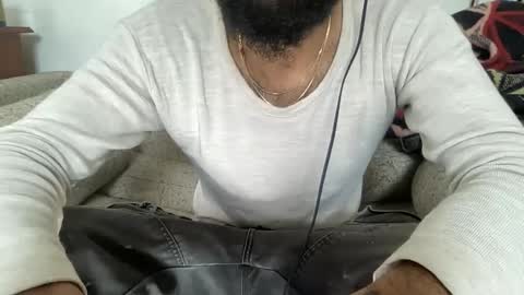 Snapshot of greenlova chatting on 02.21.25 Sonny online show from 02.21.25