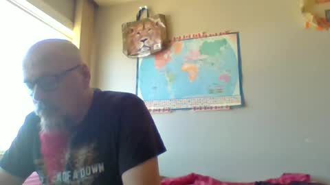 Snapshot of gregrev chatting on 06.25.26 gregrev online show from 06.25.26