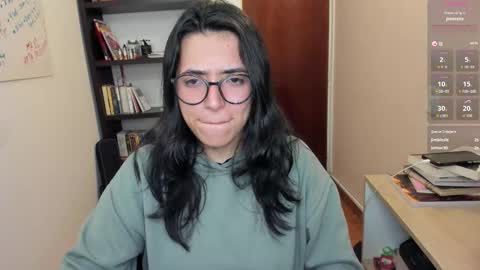 Snapshot of gretagat chatting on 12.03.25 Greta online show from 12.03.25