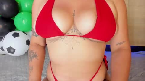 Snapshot of grettarouse chatting on 06.16.26 GRETA online show from 06.16.26