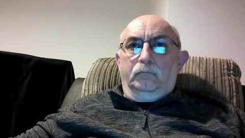 Snapshot of grey_dom chatting on 01.07.25 Master  Sir online show from 01.07.25