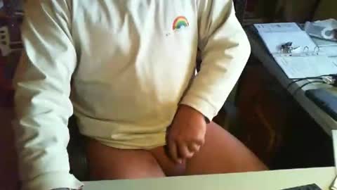 Snapshot of greyhounddog chatting on 01.22.25 greyhounddog online show from 01.22.25