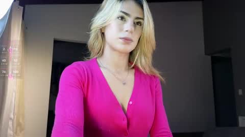 Snapshot of greyslopez chatting on 02.20.25 Greyslopez online show from 02.20.25