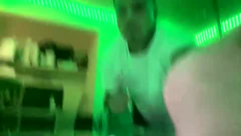 Snapshot of grimeking chatting on 11.12.25 grimeking online show from 11.12.25