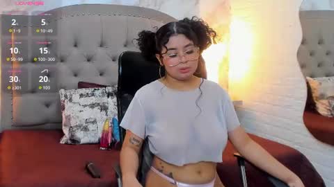Snapshot of griselle_rousse chatting on 06.20.26 online show from 06.20.26