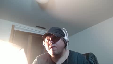 Snapshot of grivejoom chatting on 10.20.25 grivejoom online show from 10.20.25