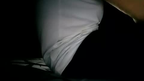 Snapshot of grly_boy chatting on 11.11.25 bigW2M online show from 11.11.25