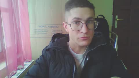 Snapshot of grly_boy chatting on 01.06.26 bigW2M online show from 01.06.26